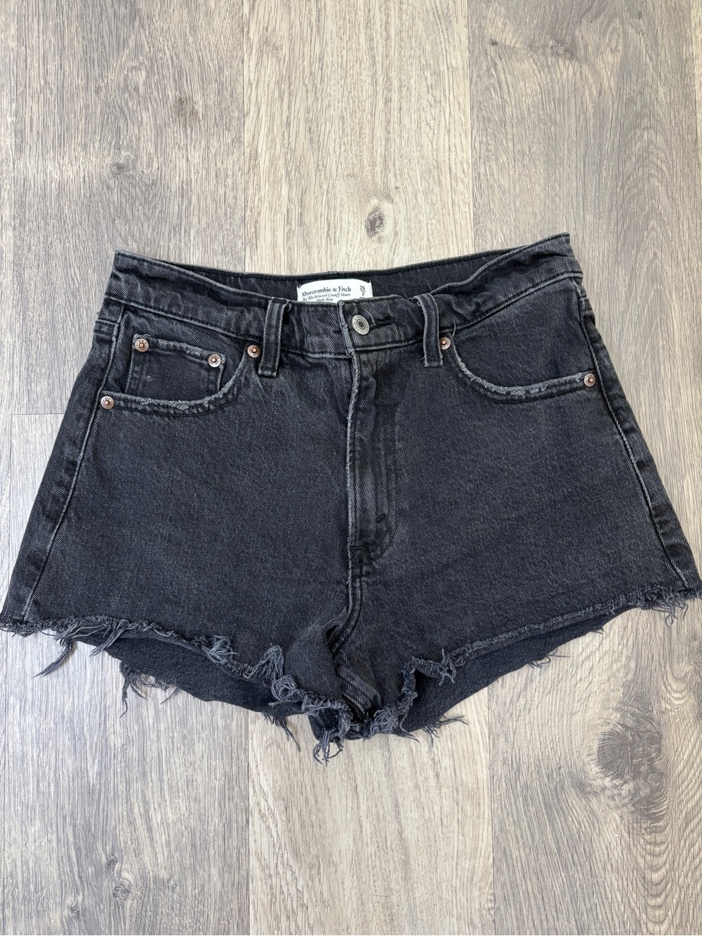 Abercrombie & Fitch 90’s Relaxed Cutoff High Rise Black Distressed Denim Shorts